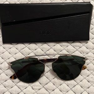 Authentic Christian Dior So Real sunglasses size 58 lens in unused condition
